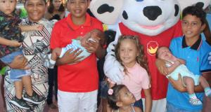 Começando a semana com as fotos do nosso Dia das Crianças em Itaubal! 