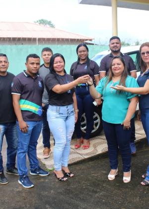 Na última quarta-feira, dia 29, a Prefeitura de Itaubal recebeu das mãos da Deputada Aline Gurgel um veículo 0 km destinado à Secretaria de Assistência Social, fruto de uma emenda de sua autoria.