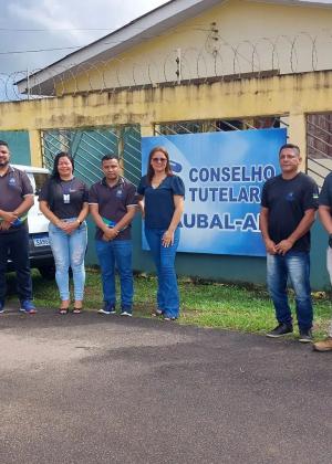 Na última quarta-feira, dia 29, a Prefeitura de Itaubal recebeu das mãos da Deputada Aline Gurgel um veículo 0 km destinado à Secretaria de Assistência Social, fruto de uma emenda de sua autoria.