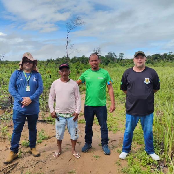 A Secretaria Municipal de Agricultura de Itaubal, sob a liderança do secretário Rodinelson Palmerim, realizou, nesta data, ação conjunta com a DIAGRO para inspeção das áreas de cultivo de mandioca no município.